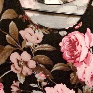 Floral cold shoulder blouse